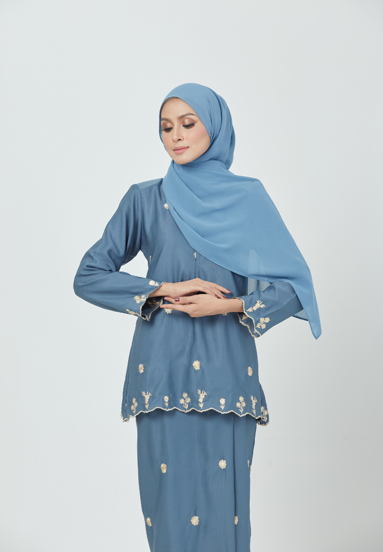 Teruntum Kurung Kedah | Blue Heaven