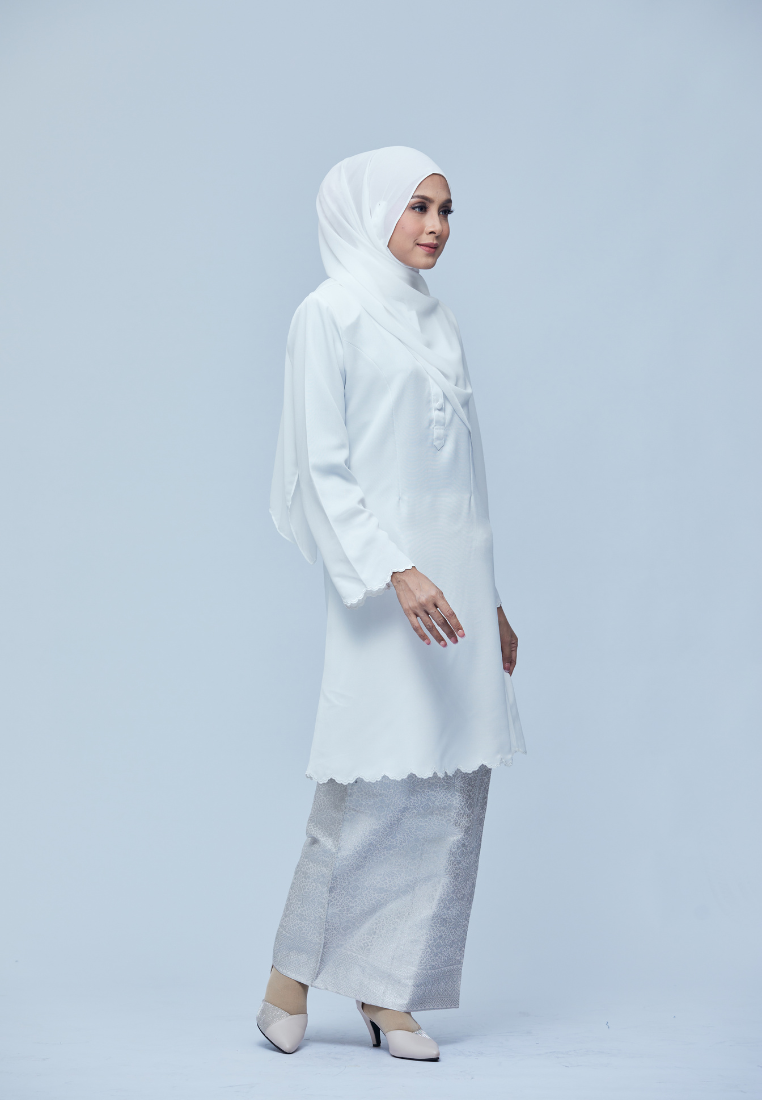 Sumayya Kurung Riau | White