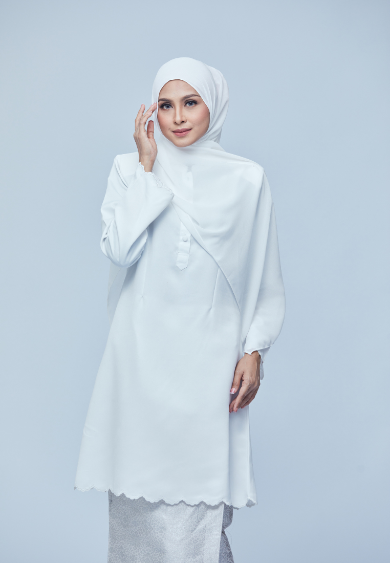 Sumayya Kurung Riau | White