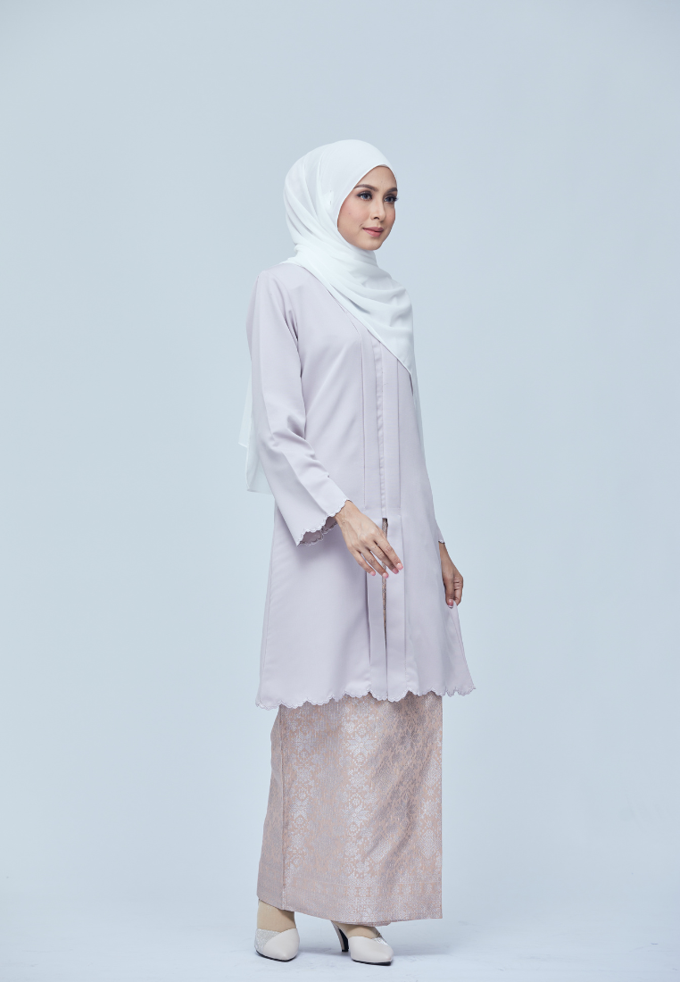Nadine Kebaya Riau | Nude