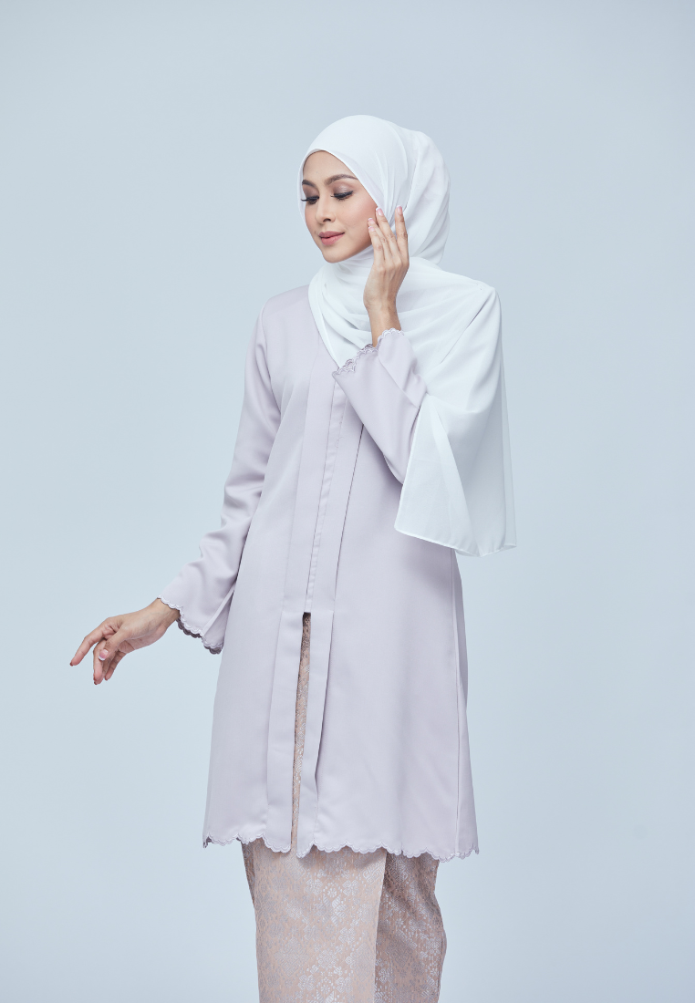 Nadine Kebaya Riau | Nude