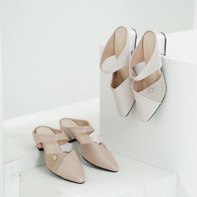 Bythesandzluxe X Sopan Warisan | Jemima Heels in Cream