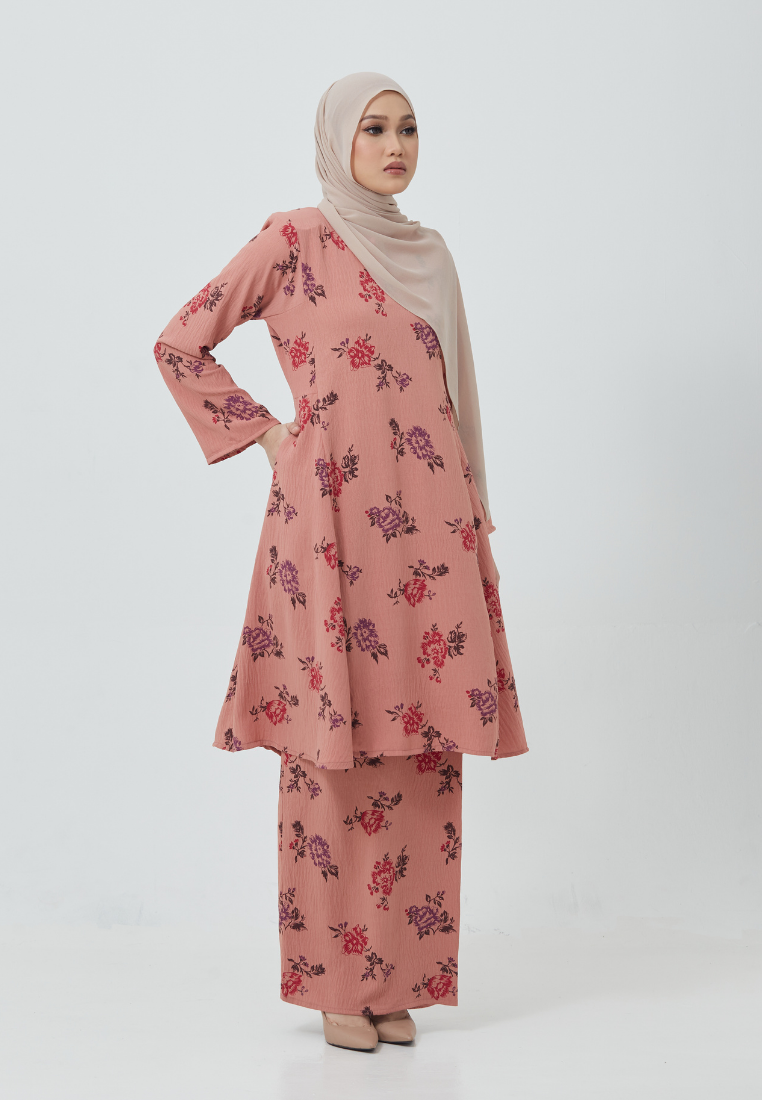 Camellia | Gold Rose
