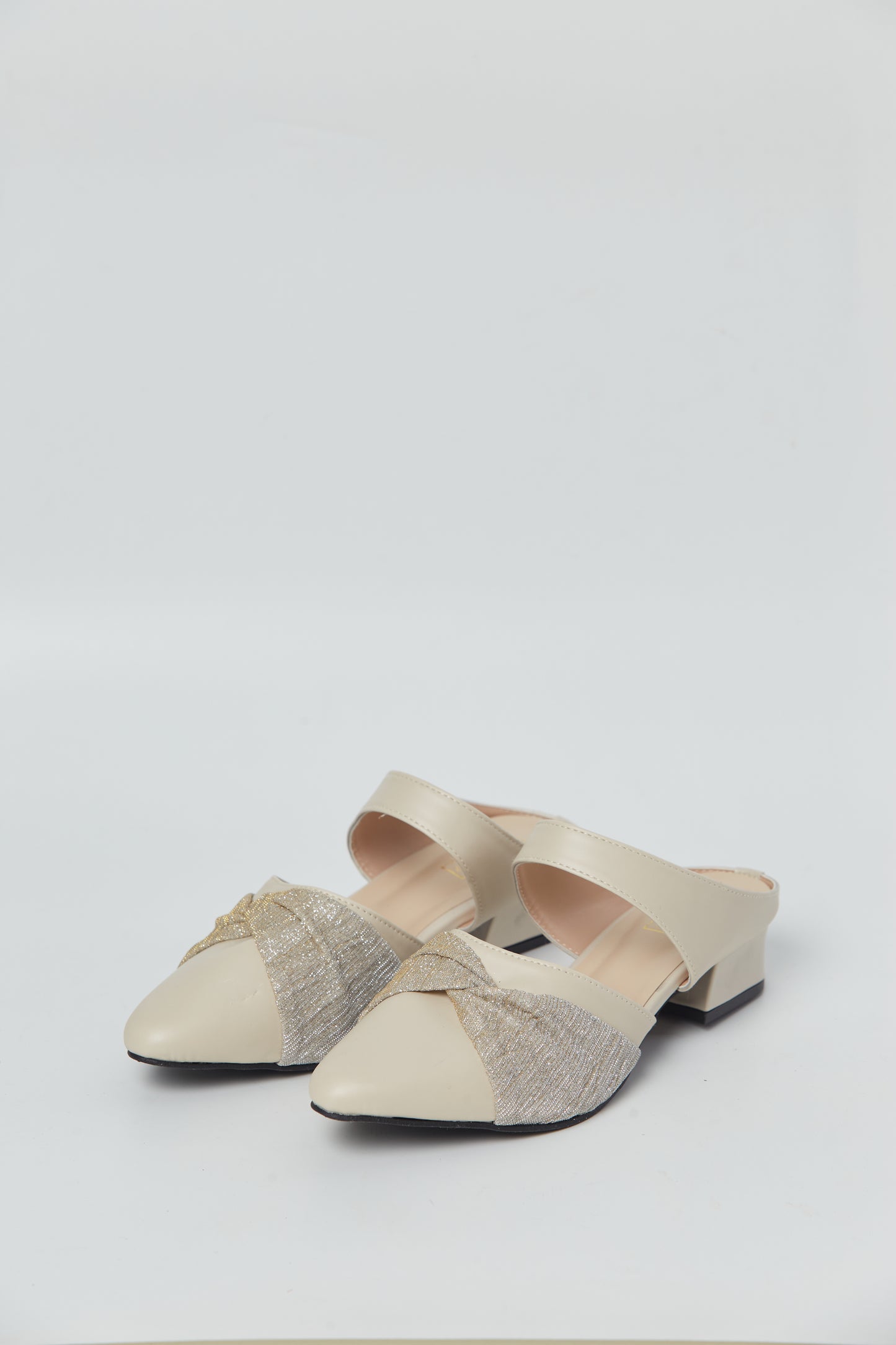 Bythesandzluxe X Sopan Warisan | Xenia Heels in Cream