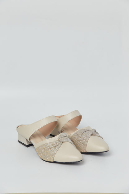 Bythesandzluxe X Sopan Warisan | Xenia Heels in Cream