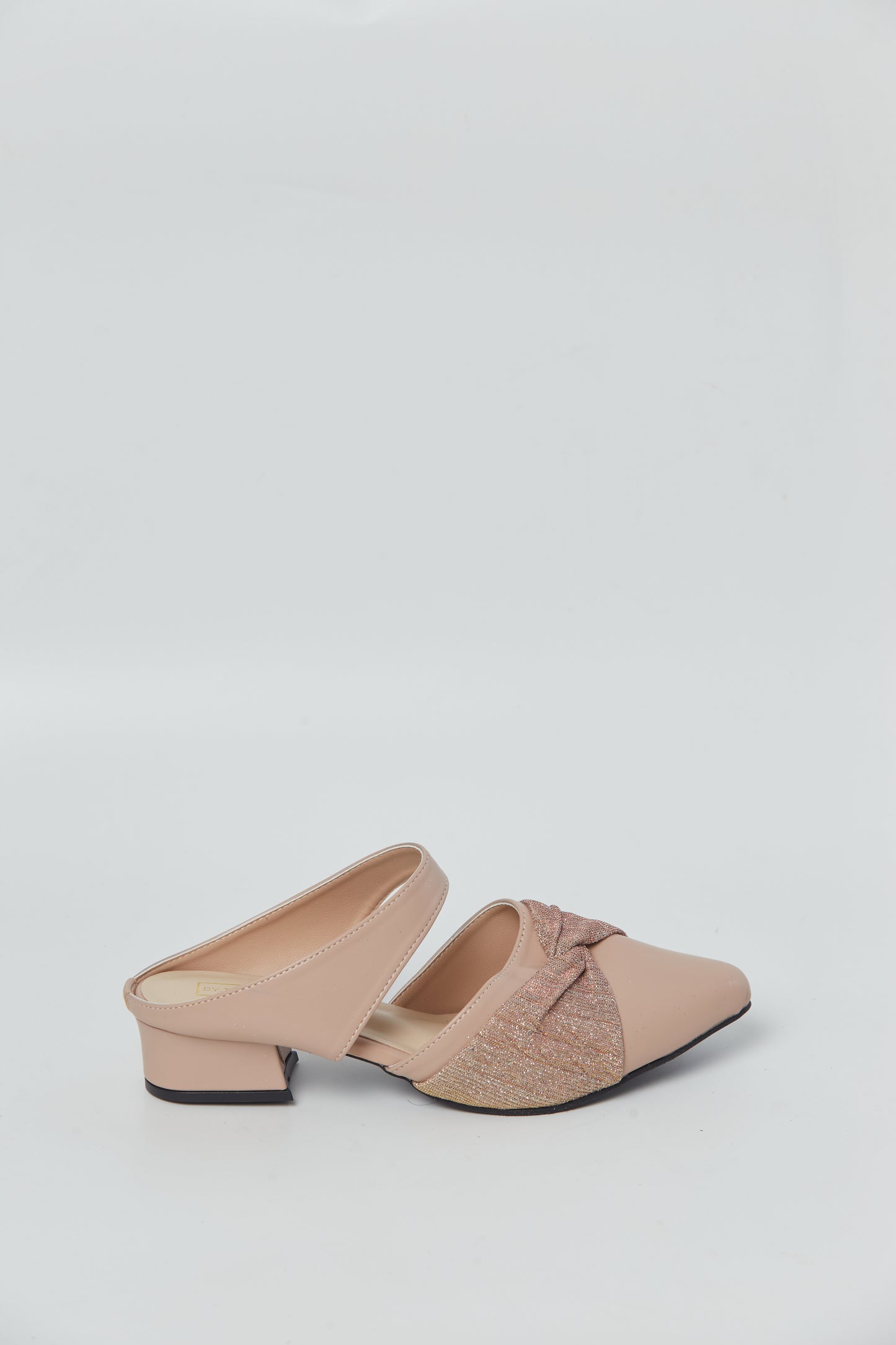 Bythesandzluxe X Sopan Warisan | Xenia Heels in Pink