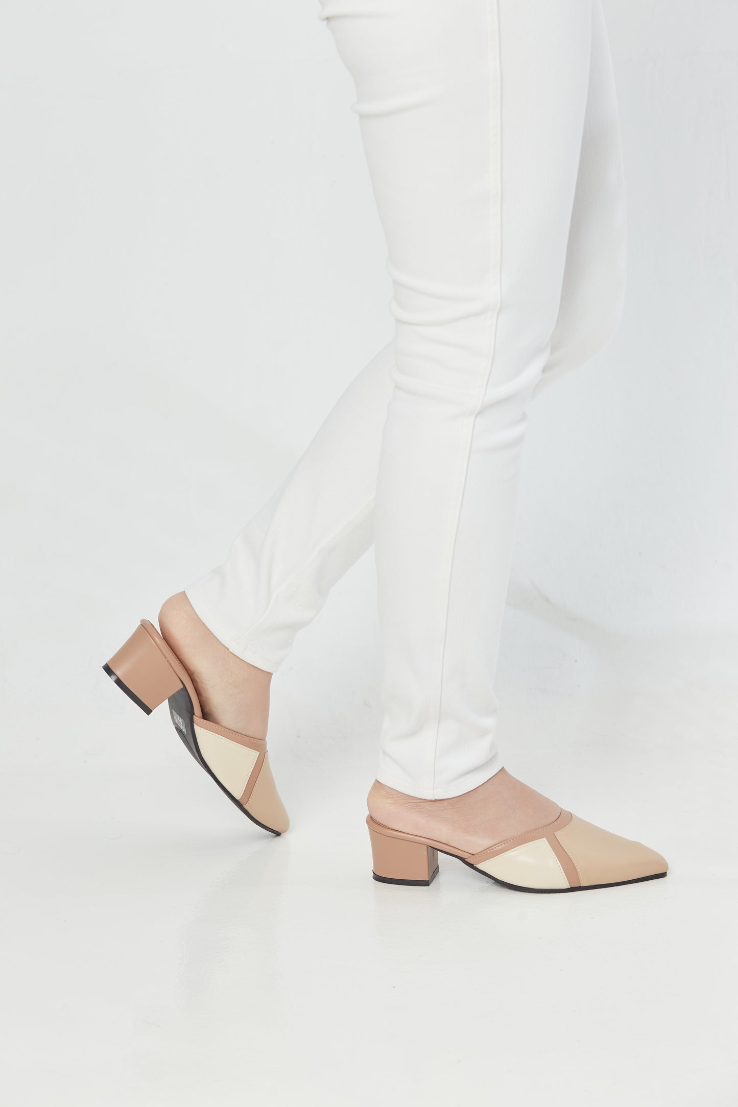 Bythesandzluxe X Sopan Warisan | Vivi Heels in Beige