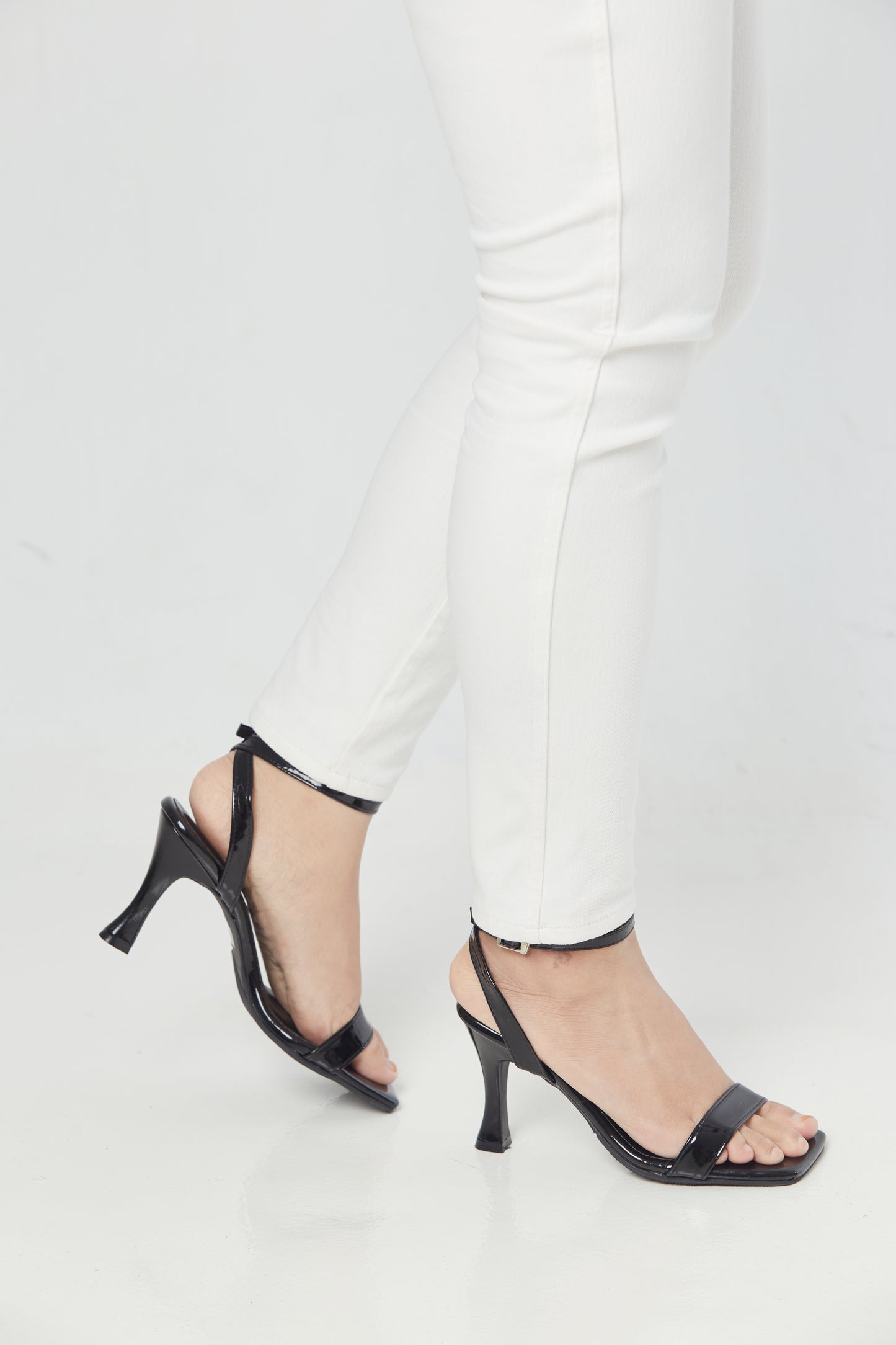 Bythesandzluxe X Sopan Warisan | Ordelia Heels in Black