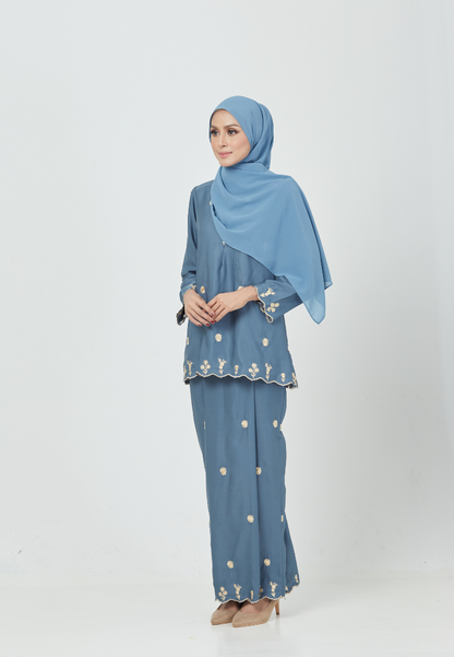 Teruntum Kurung Kedah | Blue Heaven