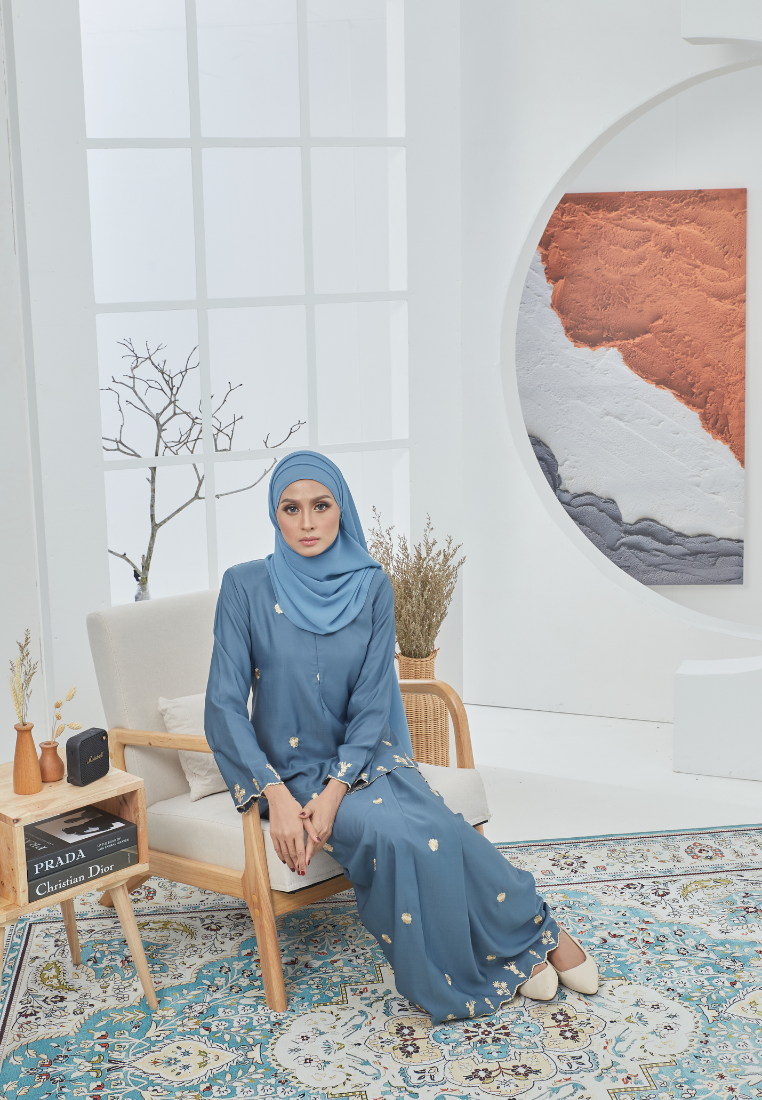 Teruntum Kurung Kedah | Blue Heaven