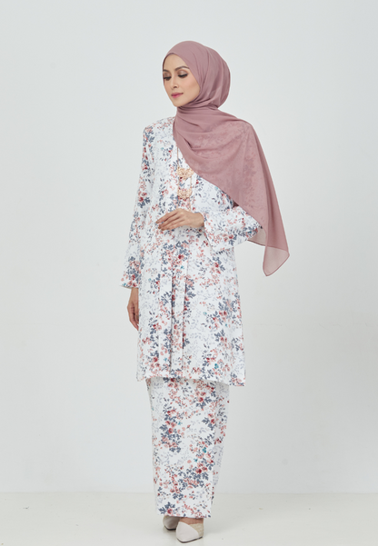 Kebaya Daisy | White