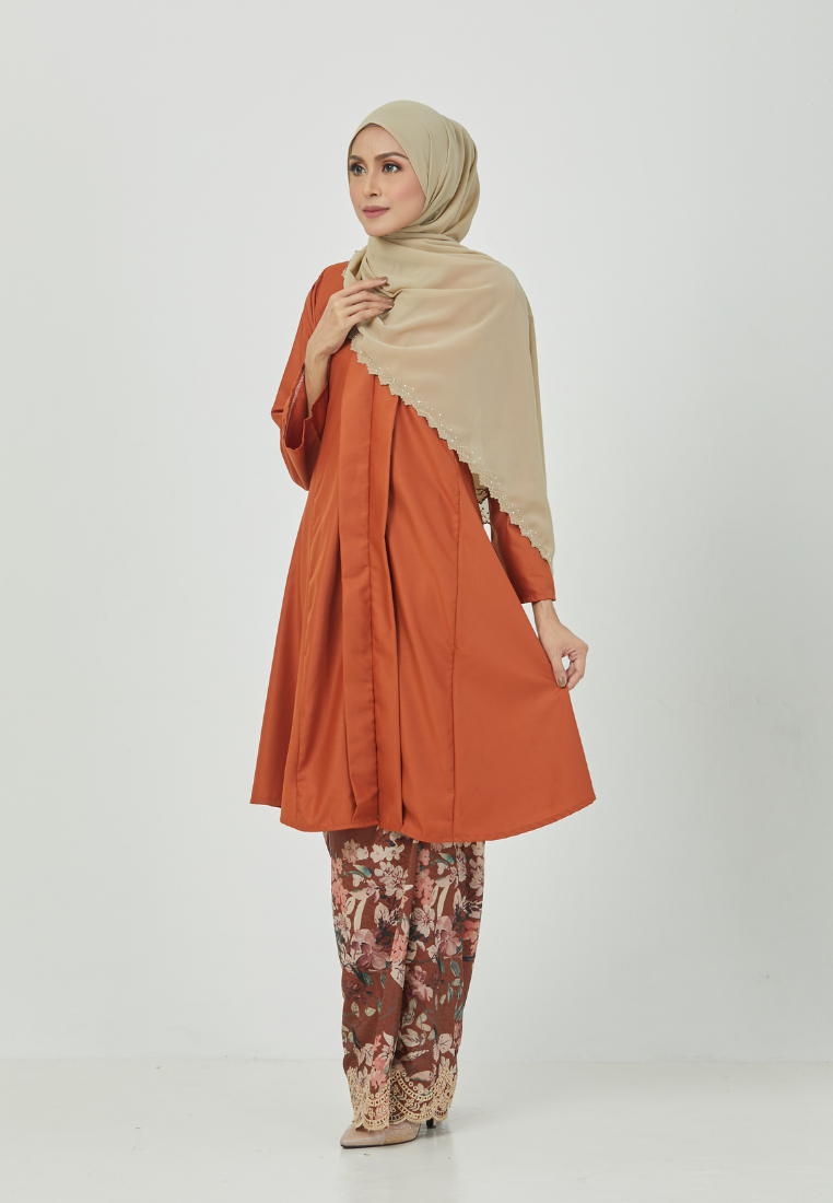 Kebarung Mawar Sari | Orange Brick