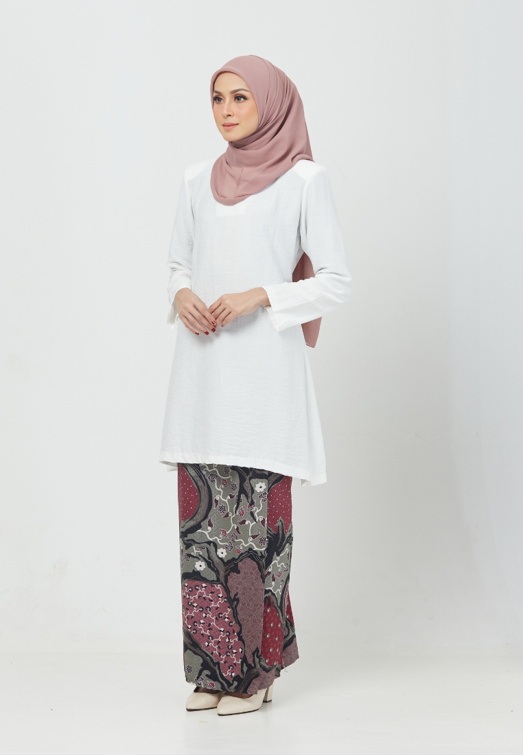 Kirana Kurung Riau | White