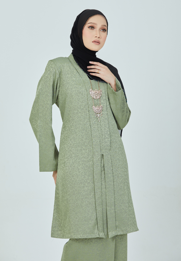 Kebaya Gahara | Tea Green