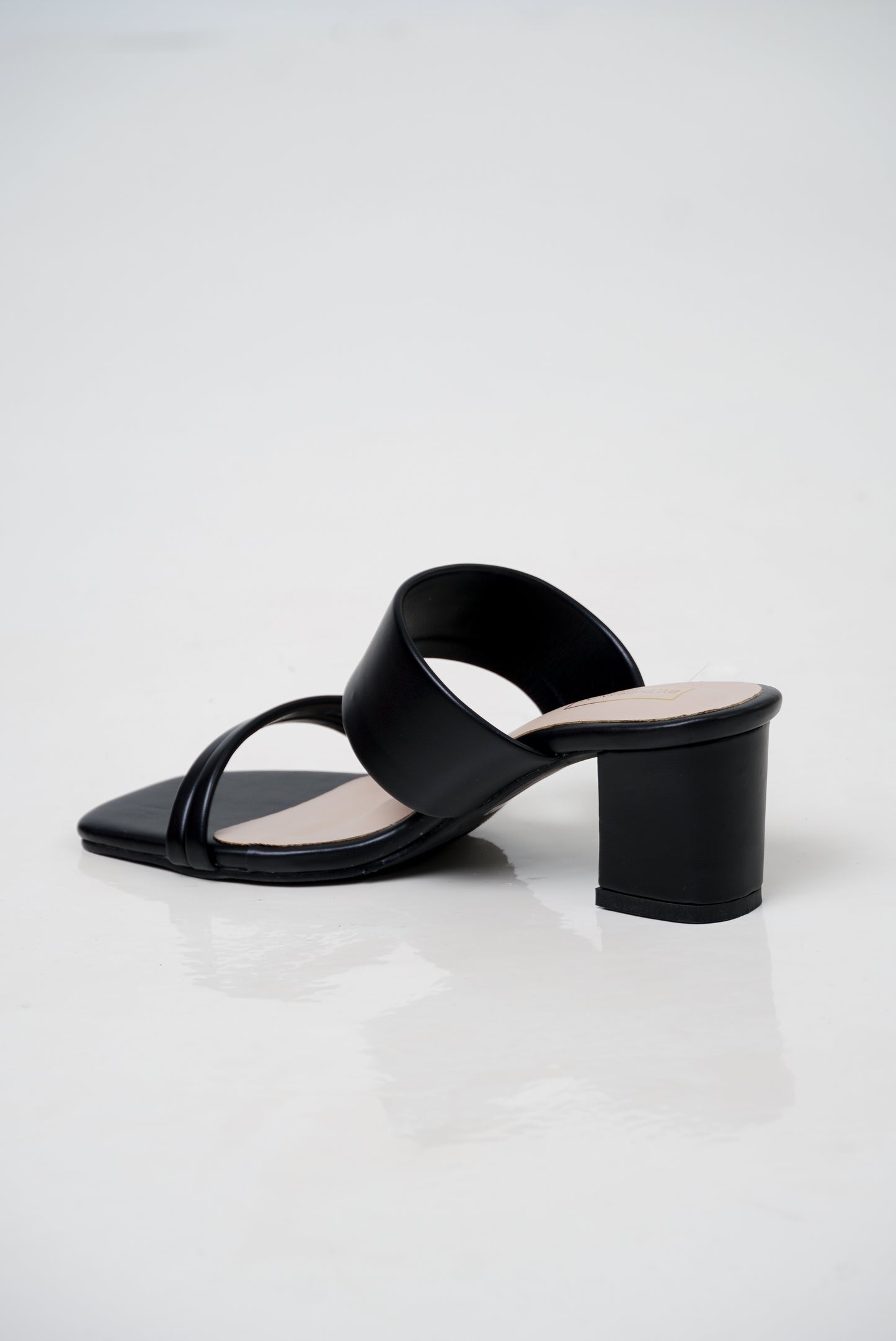 Bythesandzluxe X Sopan Warisan | Khayla Heels in Black