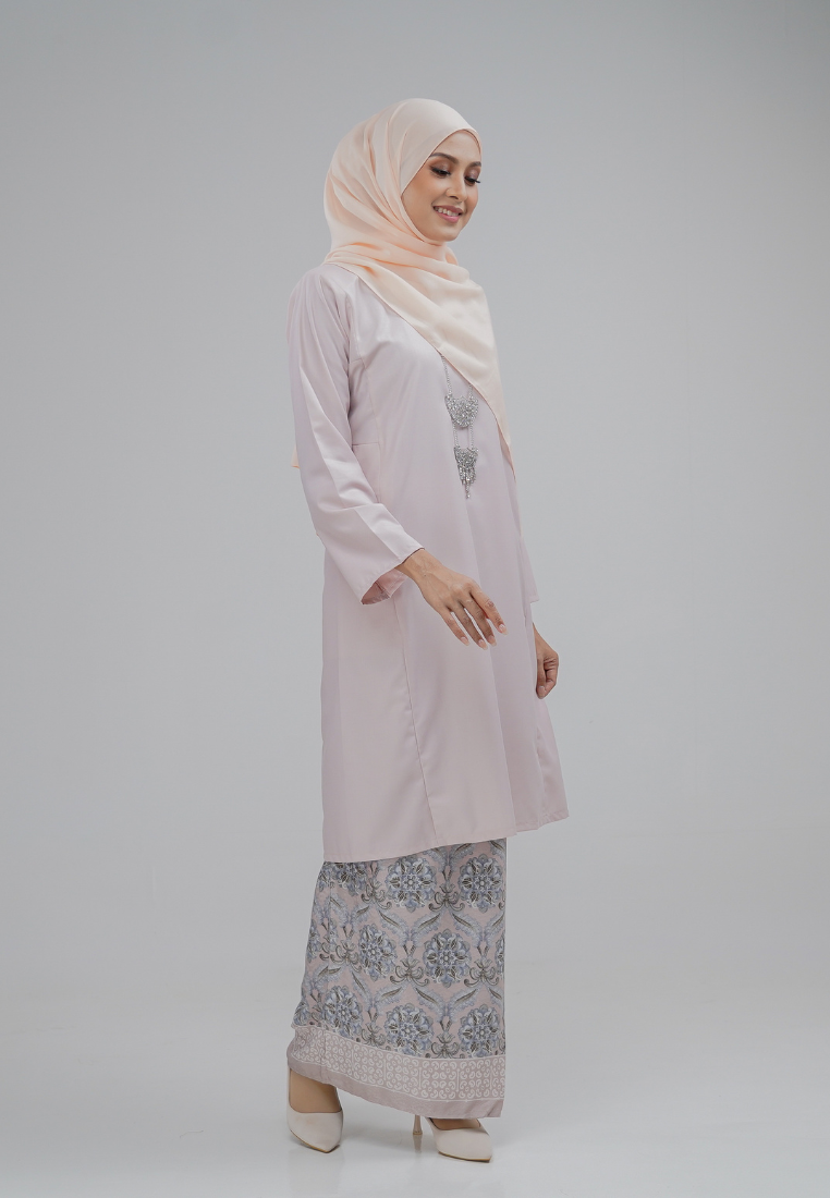 Dahlia Kurung Pahang - Light Pink