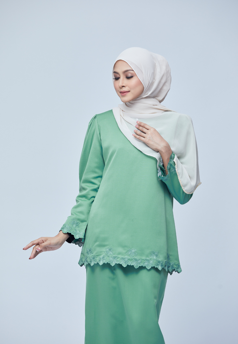 Nadiya Kurung Kedah | Sage Green