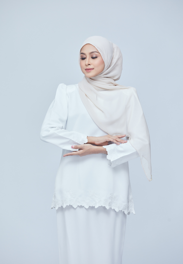 Nadiya Kurung Kedah | White
