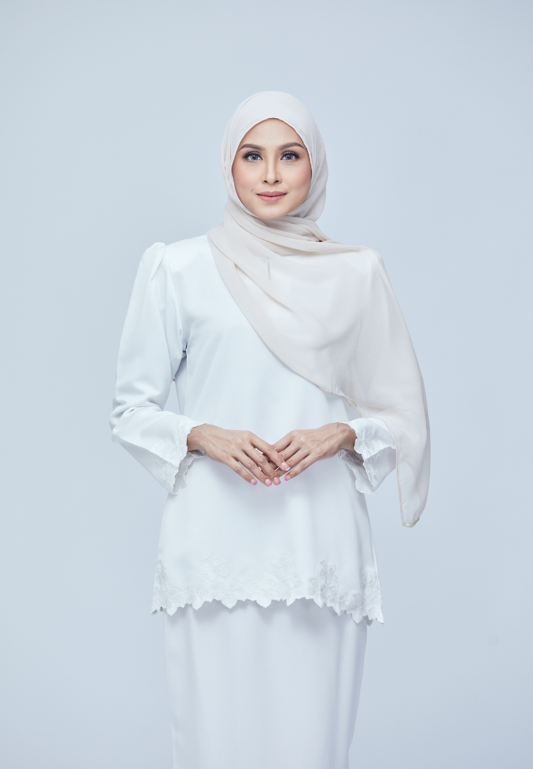 Nadiya Kurung Kedah | White