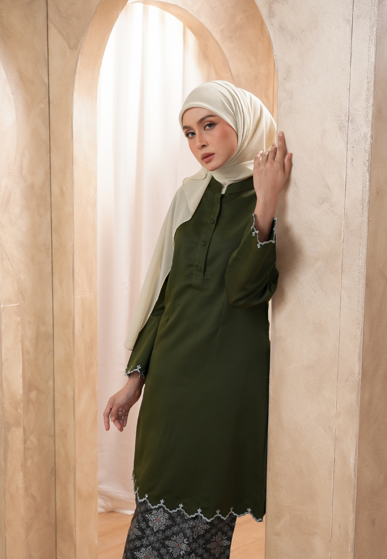 Sumayya Kurung Riau | Light Grey