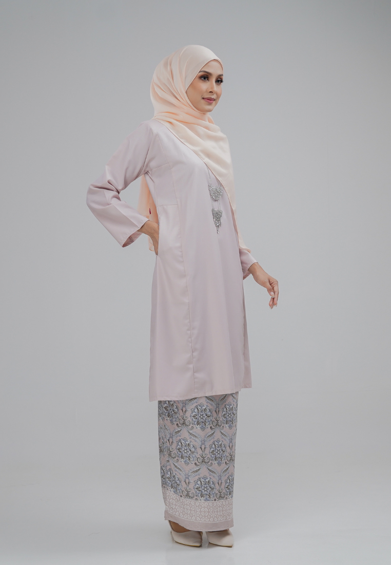Dahlia Kurung Pahang - Light Pink