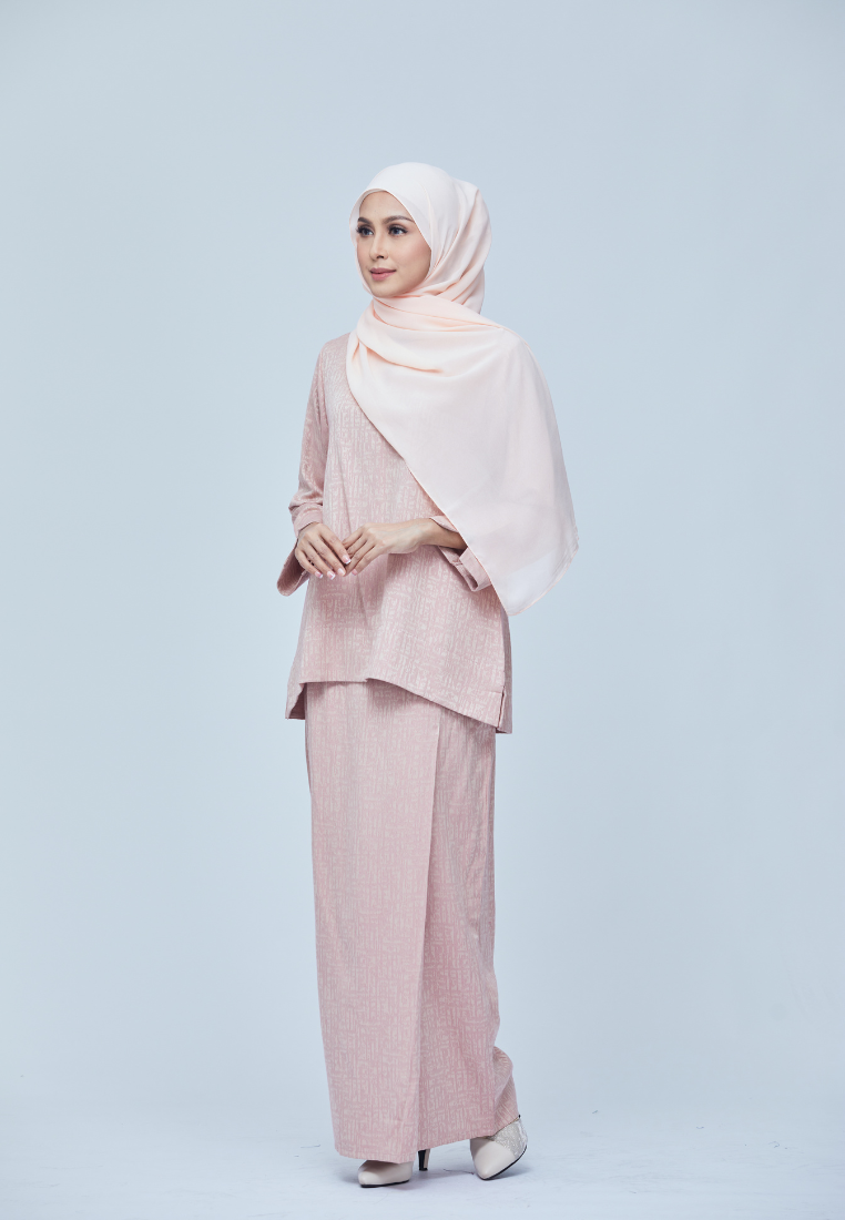 Rimbun Kurung Kedah V2.0 | Light Peach