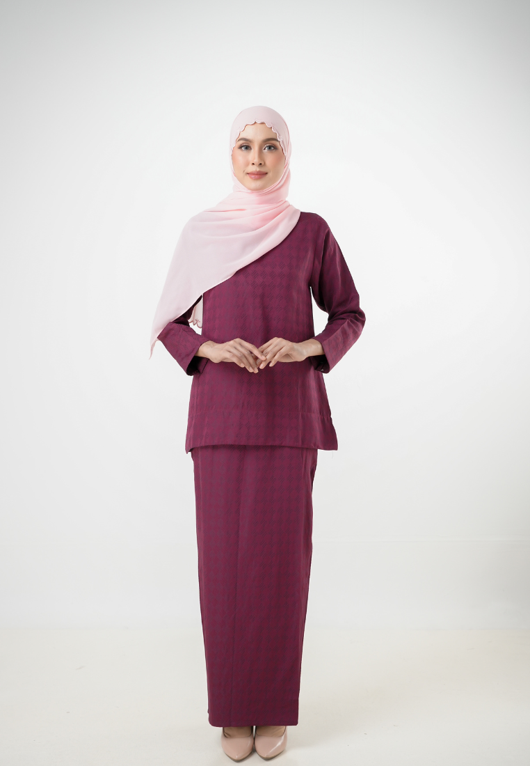Rimbun Kurung Kedah | Maroon