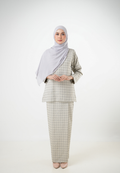 Rimbun Kurung Kedah | Nude