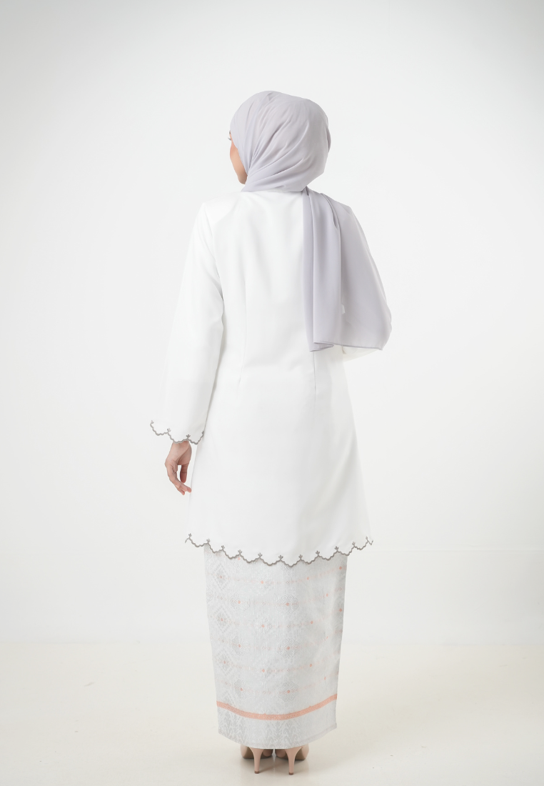 Sumayya Kurung Riau | White