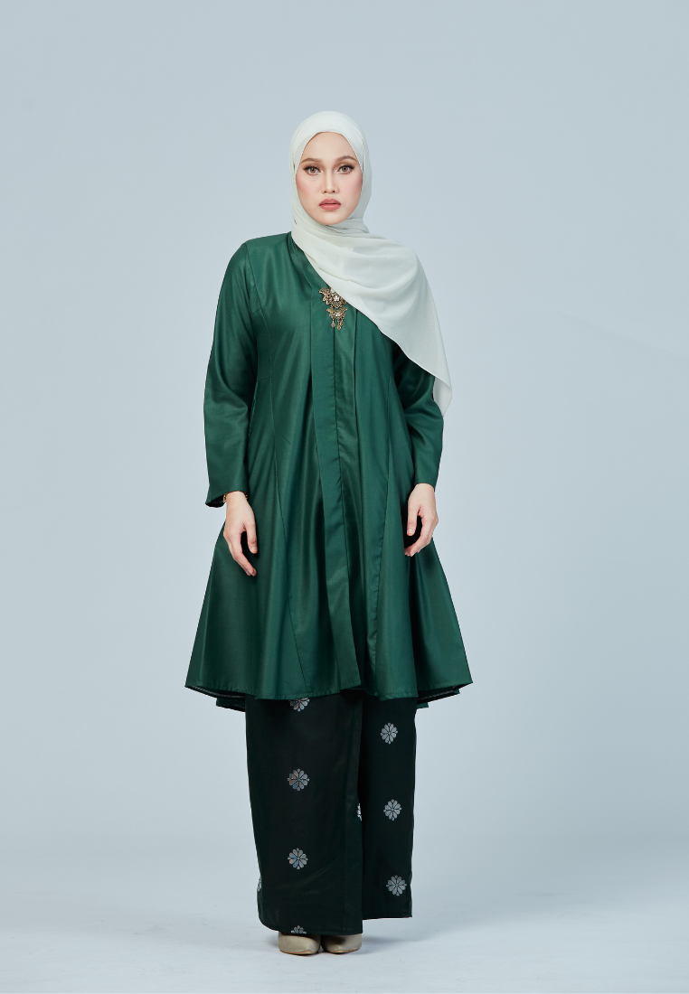 Kebarung Mahsuri 2.0 | Emerald Green
