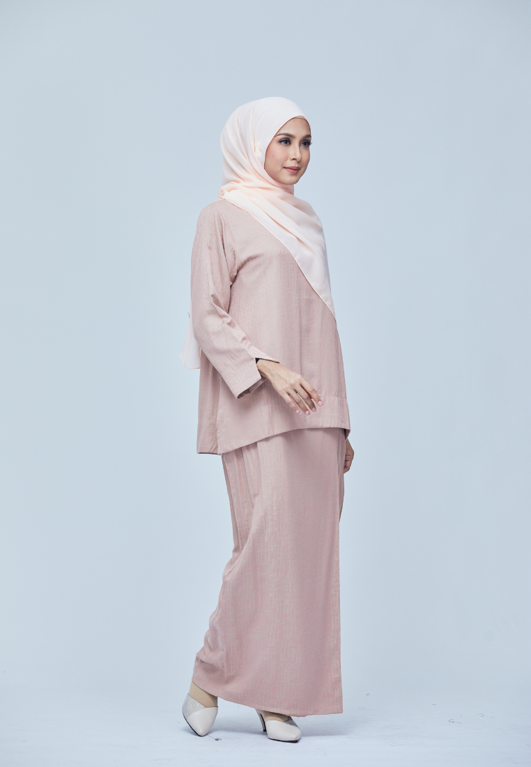 Rimbun Kurung Kedah V2.0 | Dark Peach