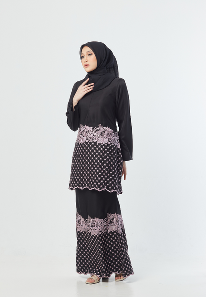 Medina Kurung | Black