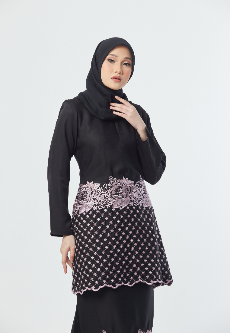 Medina Kurung | Black