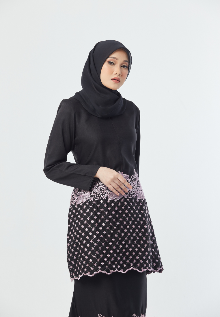 Medina Kurung | Black