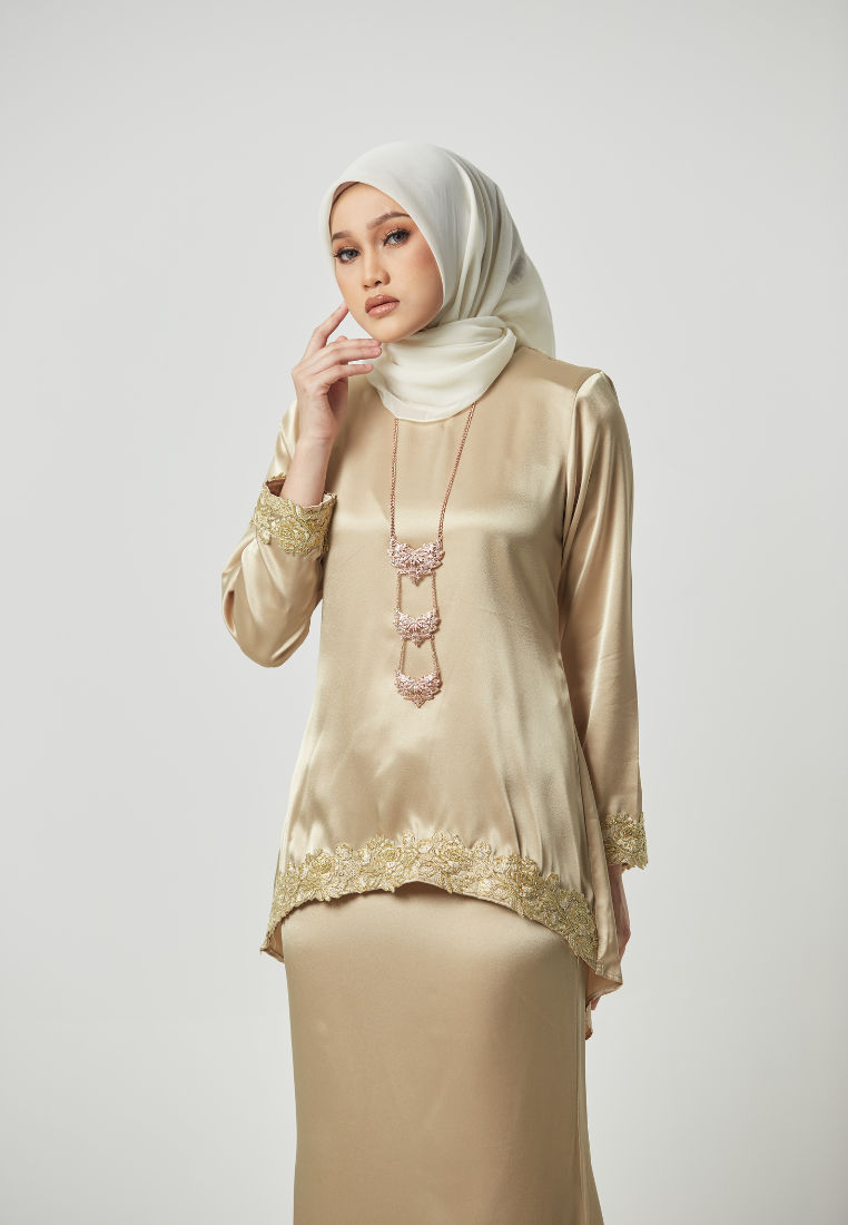 Kurung Moleq - Gold