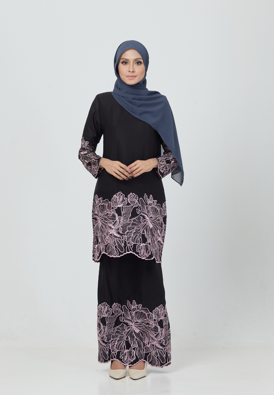 Rosey Kurung | Black