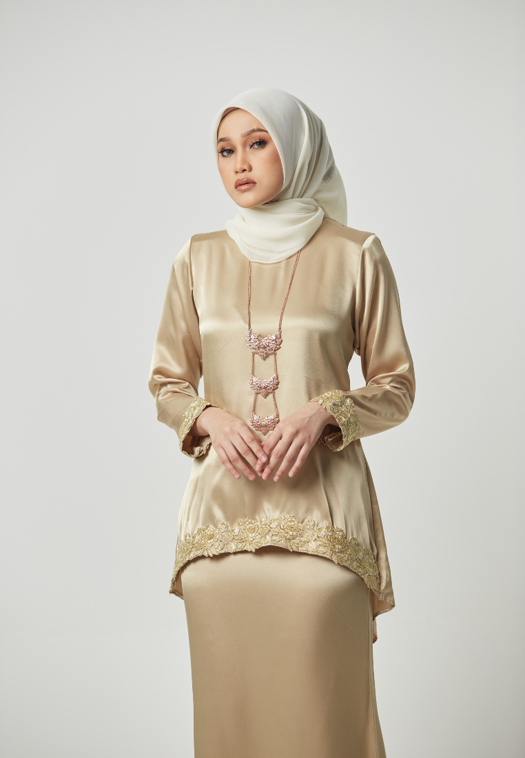 Kurung Moleq - Gold