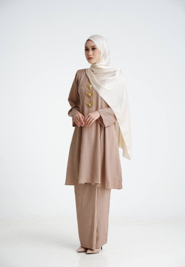 Kurung Khalsom - Beige