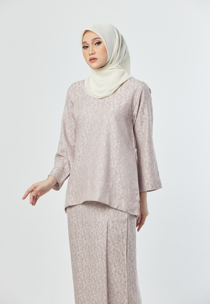 Khaleeda Kurung Kedah | Peach