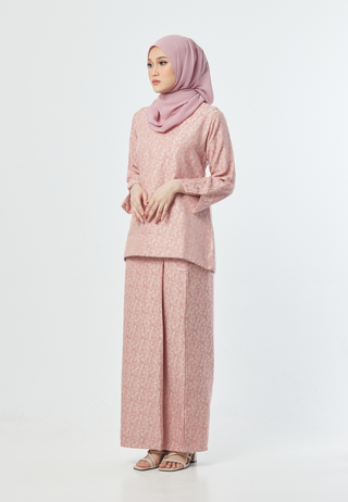 Khaleeda Kurung Kedah | Pink