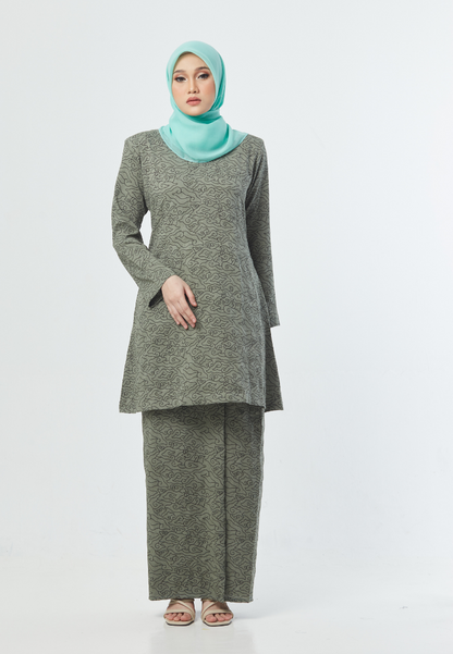 The Khayla Kurung | Green