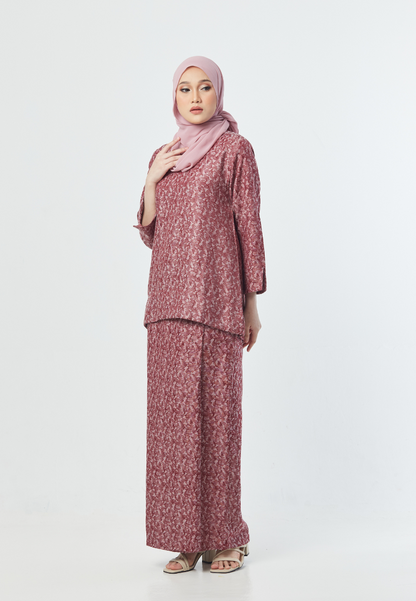 Khaleeda Kurung Kedah | Red