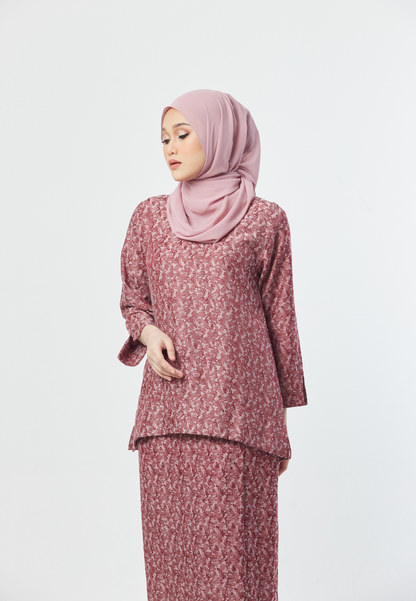 Khaleeda Kurung Kedah | Red