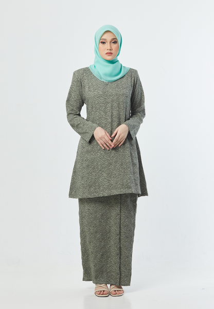 The Khayla Kurung | Green