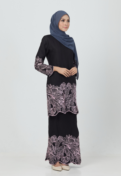 Rosey Kurung | Black