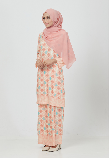 The Emerald Kurung | Peach