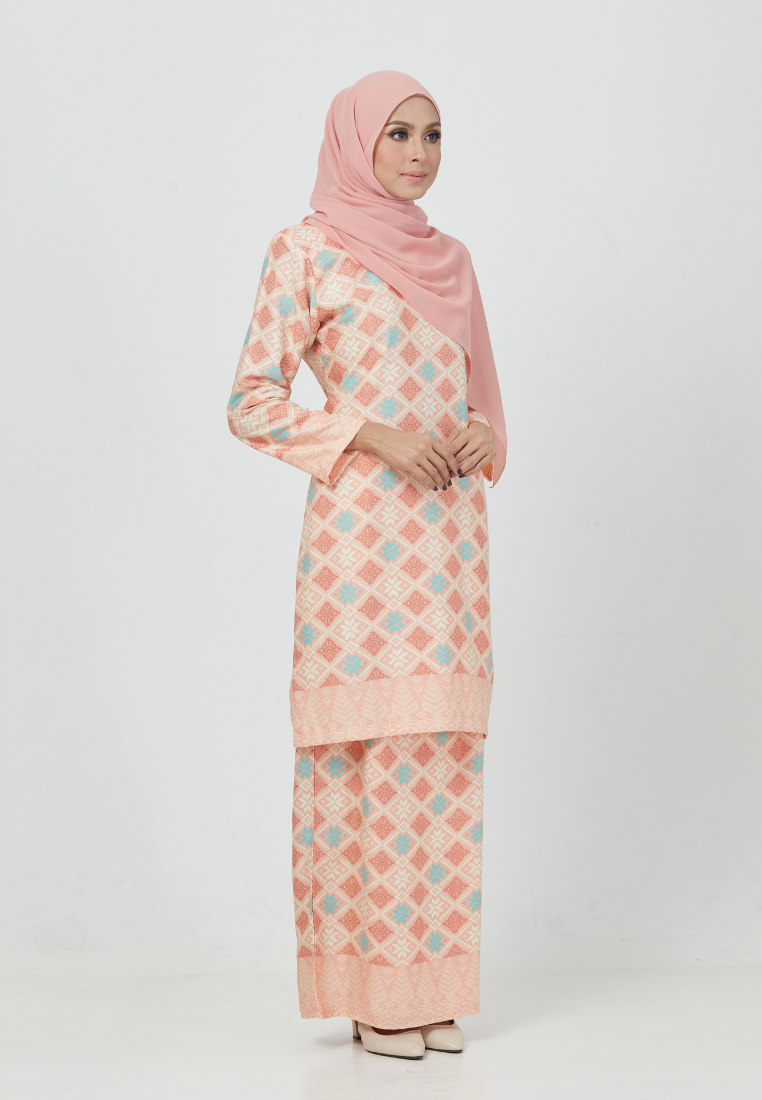 The Emerald Kurung | Peach