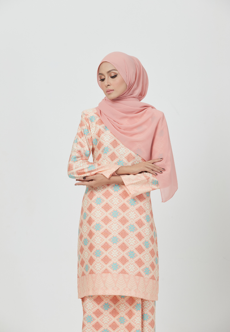 The Emerald Kurung | Peach