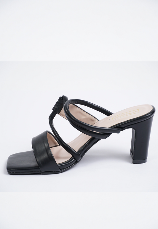 Bythesandzluxe X Sopan Warisan | Ivy Heels in Black