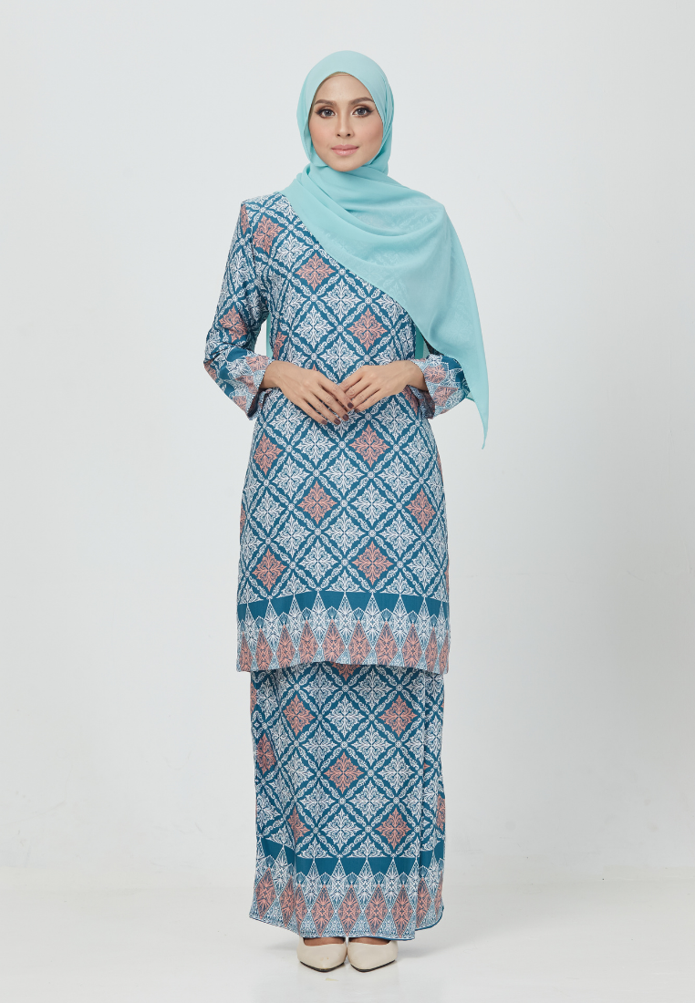 The Emerald Kurung | Steel